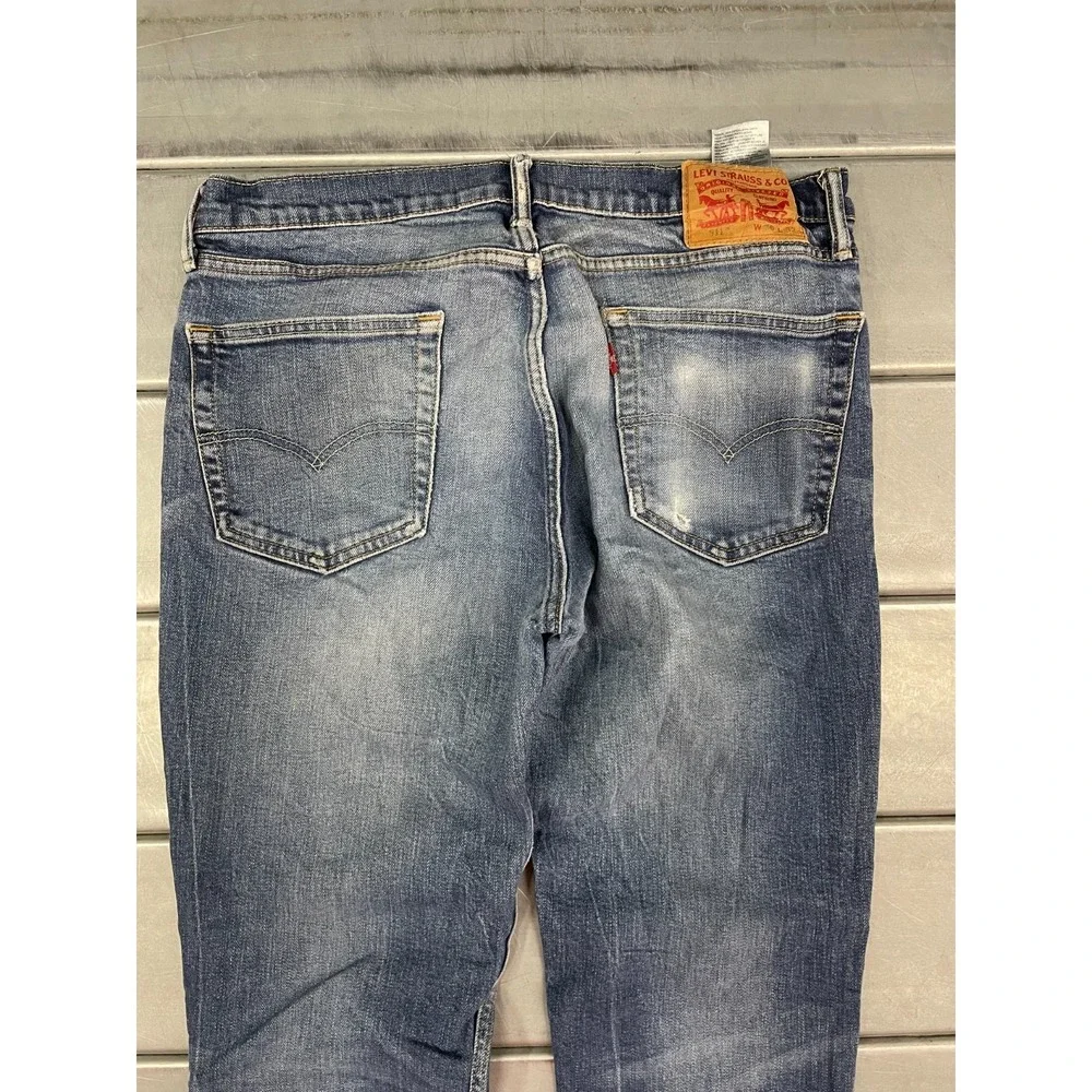 Levis 511 Jeans Mens 34x32 Blue Medium Wash Faded Denim Slim Straight‎